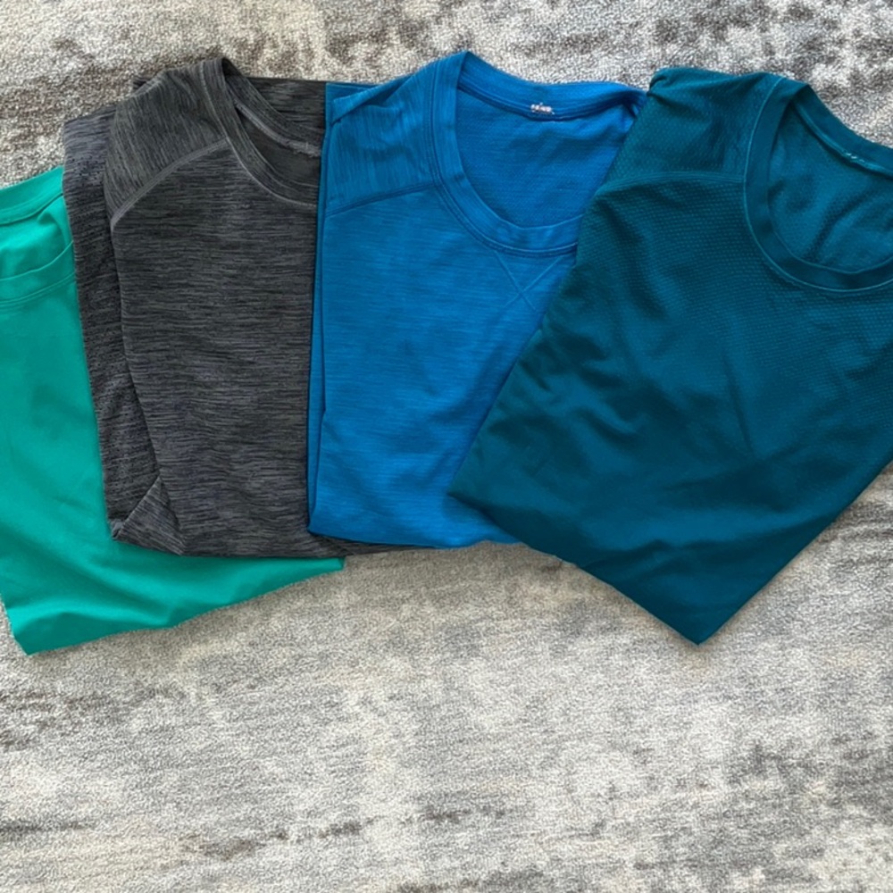 Set of Four lululemon men’s Athletic T-Shirts in Teal, Blue, green and Gray